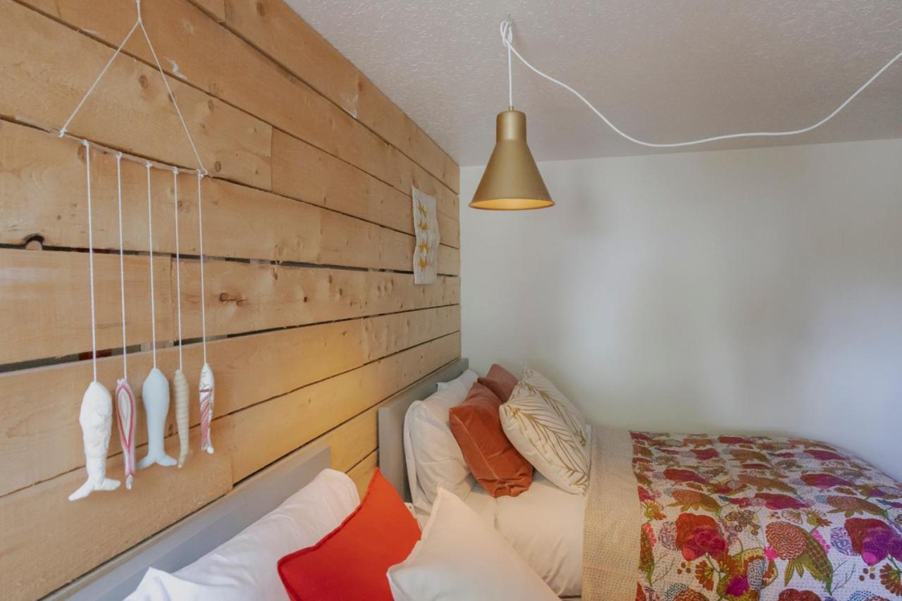 Jaune Hotel-Boutique Saint-Gédéon Buitenkant foto
